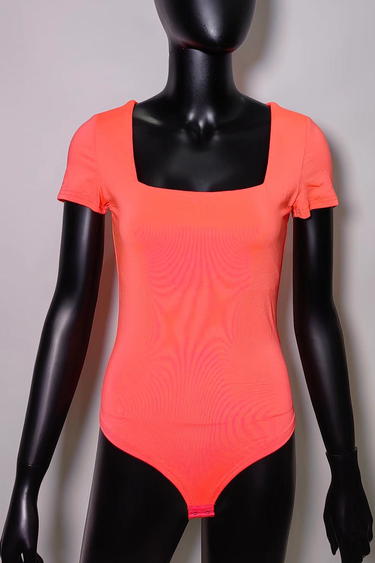 BASIC tee body neon 5078