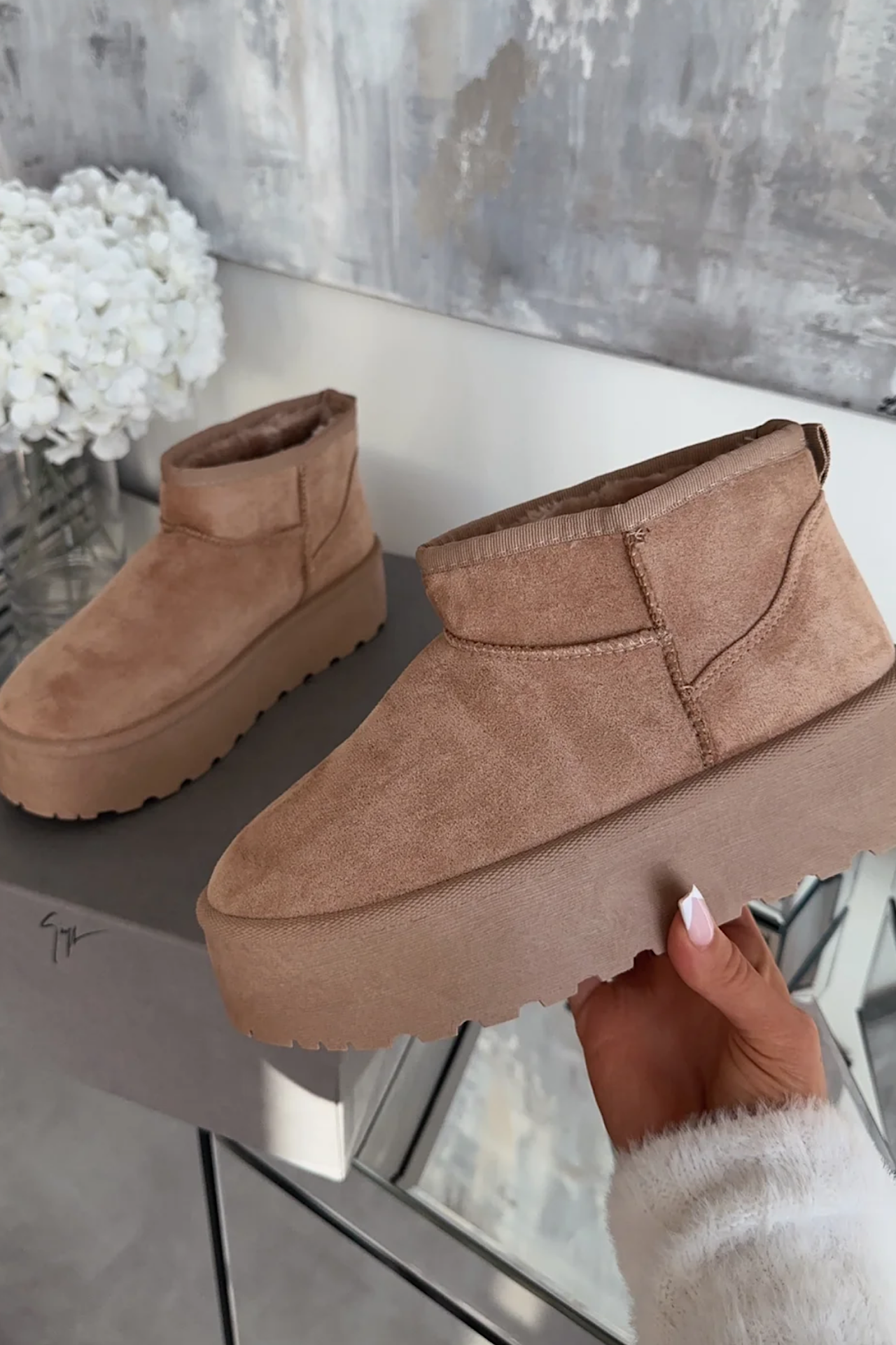 KENDRA boots taupe