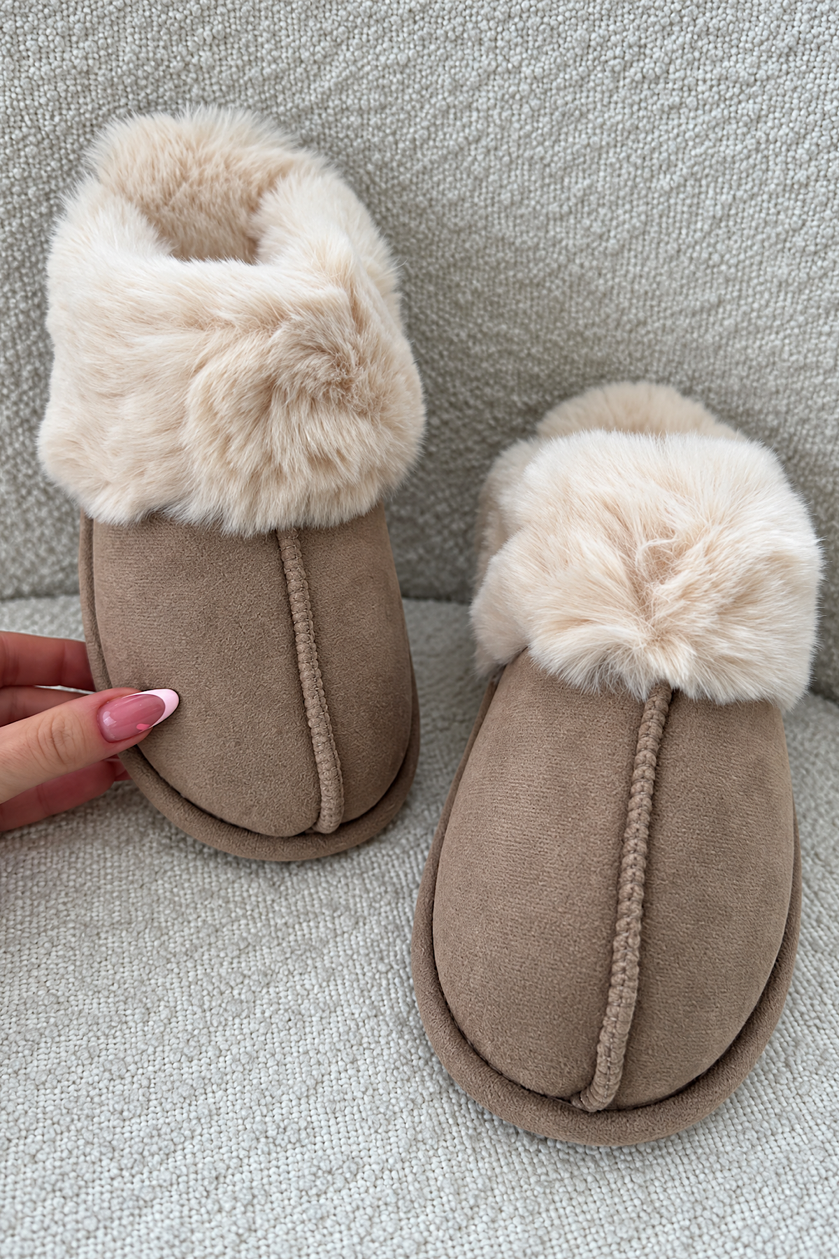 FLUFFY slippers taupe