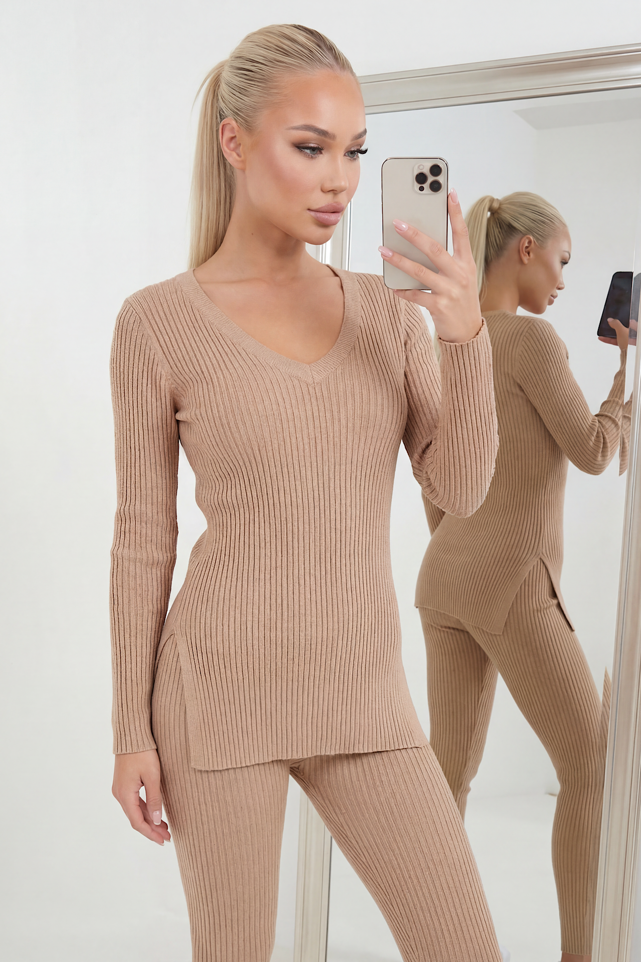 KNITTED set taupe