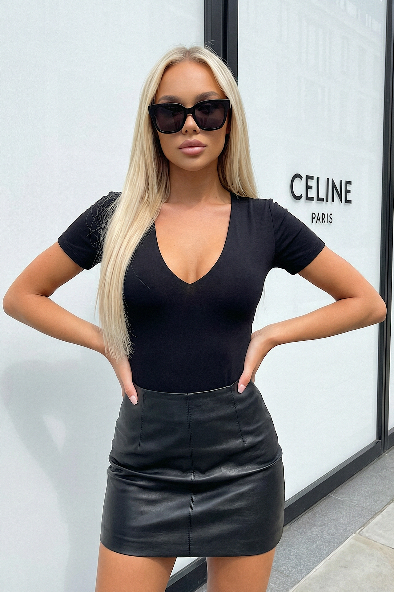 V body tee black 9632