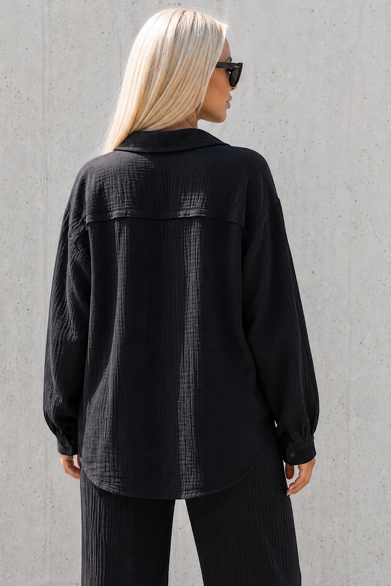 Birt set black